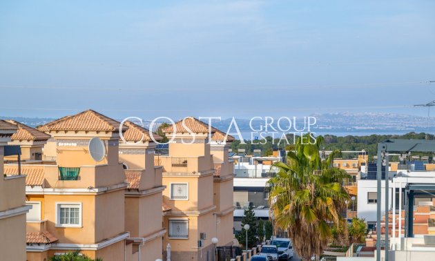 Odsprzedaż - Willa -
Orihuela Costa