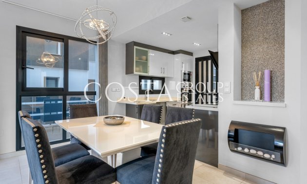 Odsprzedaż - Willa -
Orihuela Costa