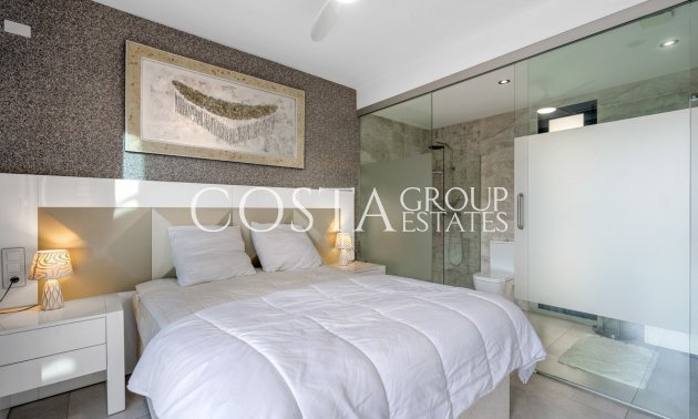 Odsprzedaż - Willa -
Orihuela Costa