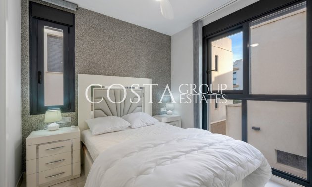 Odsprzedaż - Willa -
Orihuela Costa