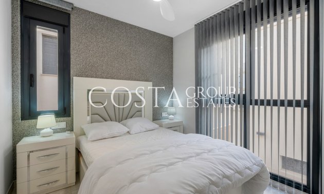 Odsprzedaż - Willa -
Orihuela Costa