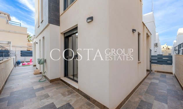 Odsprzedaż - Willa -
Orihuela Costa