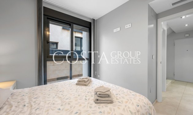 Odsprzedaż - Willa -
Orihuela Costa