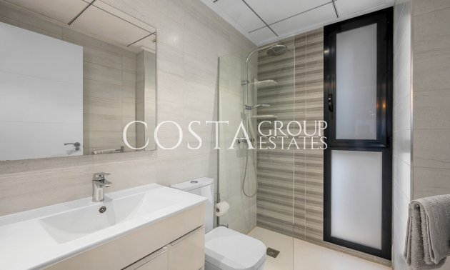 Odsprzedaż - Willa -
Orihuela Costa