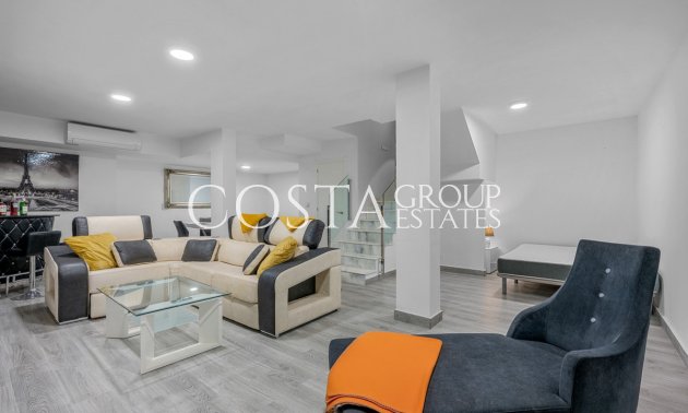 Odsprzedaż - Willa -
Orihuela Costa