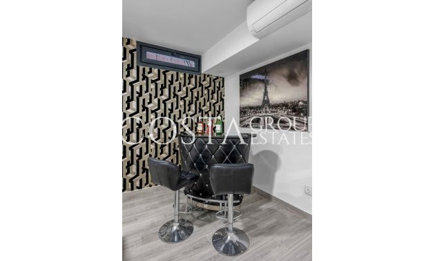 Odsprzedaż - Willa -
Orihuela Costa