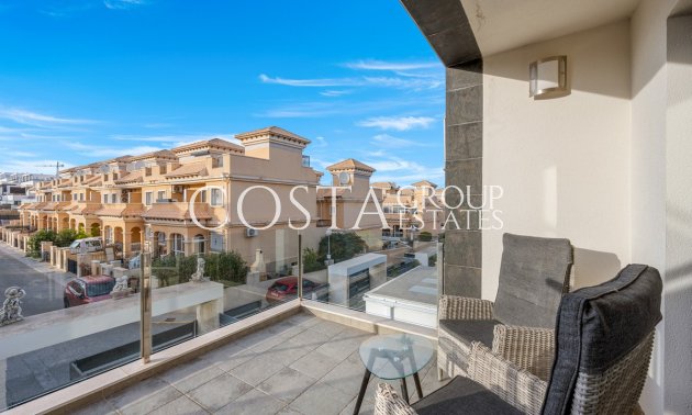 Odsprzedaż - Willa -
Orihuela Costa