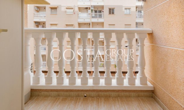 Resale - Apartments -
Torrevieja - Playa del Cura