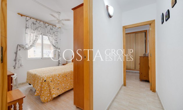 Resale - Apartments -
Torrevieja - Playa del Cura