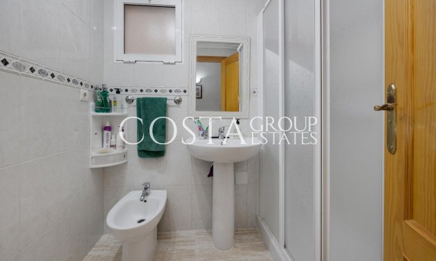 Resale - Apartments -
Torrevieja - Playa del Cura