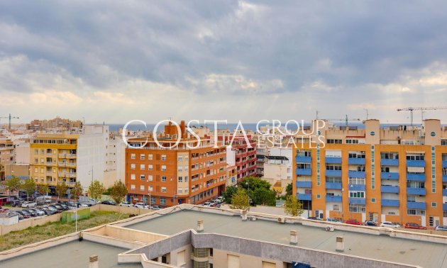 Resale - Apartments -
Torrevieja - Playa del Cura