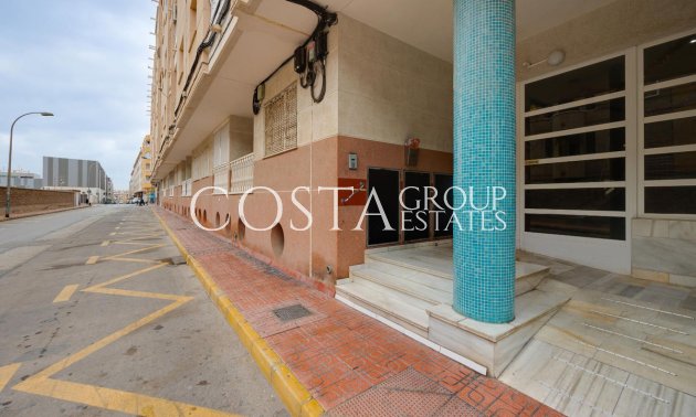 Resale - Apartments -
Torrevieja - Playa del Cura
