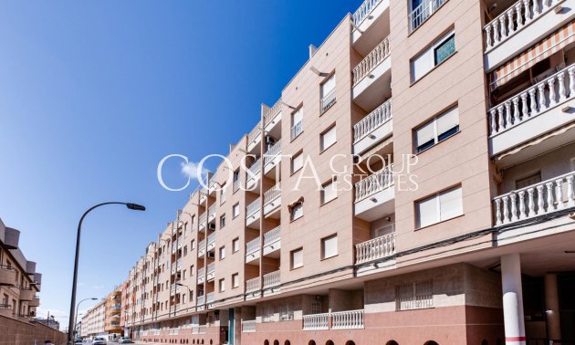 Resale - Apartments -
Torrevieja - Playa del Cura