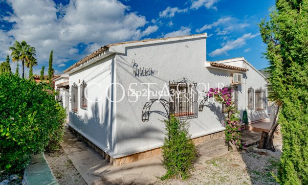 Odsprzedaż - Willa -
Teulada - Moraira