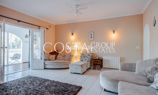 Odsprzedaż - Willa -
Teulada - Moraira