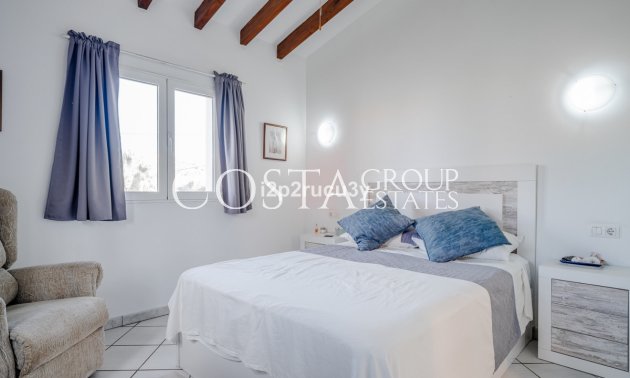 Odsprzedaż - Willa -
Teulada - Moraira