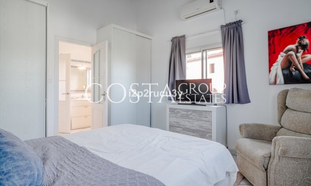 Odsprzedaż - Willa -
Teulada - Moraira