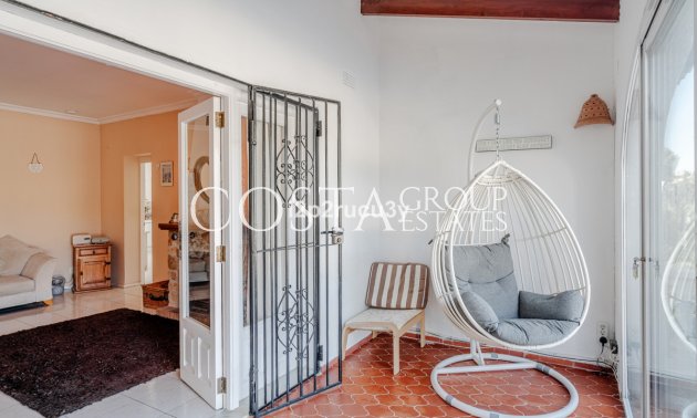 Odsprzedaż - Willa -
Teulada - Moraira