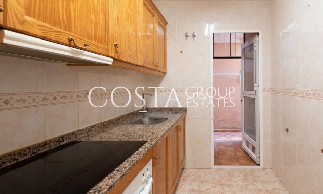 Resale - Apartments -
Orihuela Costa - La Zenia