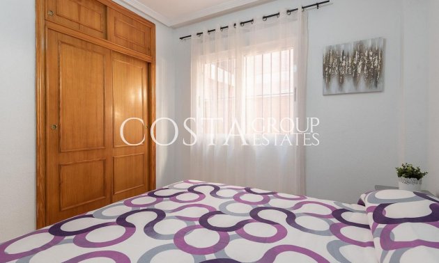 Resale - Apartments -
Orihuela Costa - La Zenia