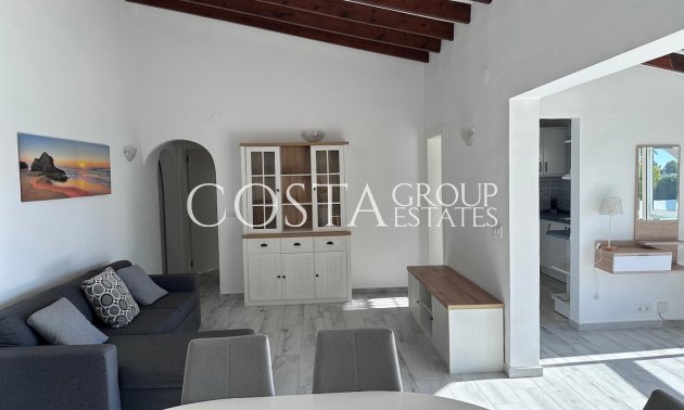 Resale - Villa -
Teulada - Moraira