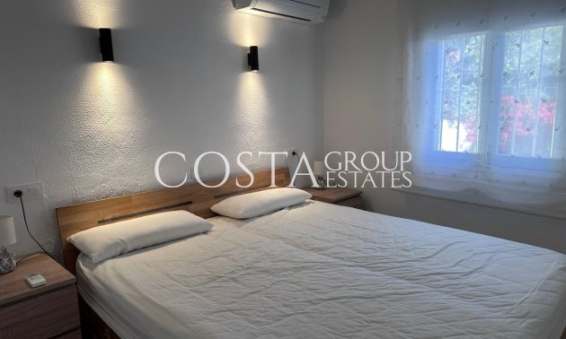 Resale - Villa -
Teulada - Moraira