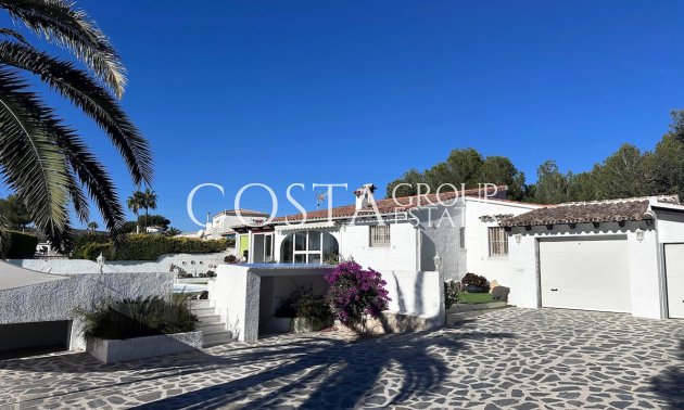 Resale - Villa -
Teulada - Moraira