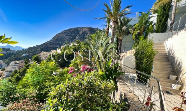 Resale - Villa -
Altea - Altea Hills
