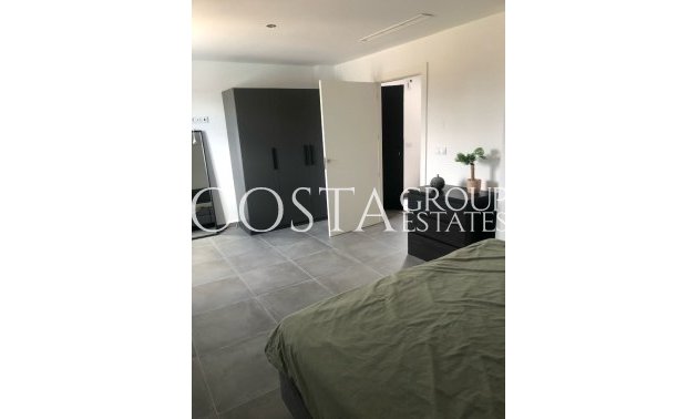 Odsprzedaż - Willa -
Pinoso - Pinoso Centro