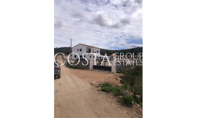 Odsprzedaż - Willa -
Pinoso - Pinoso Centro