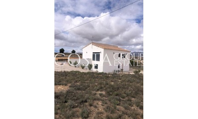 Odsprzedaż - Willa -
Pinoso - Pinoso Centro