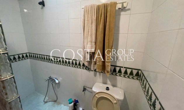 Resale - House -
Torrevieja - La Mata