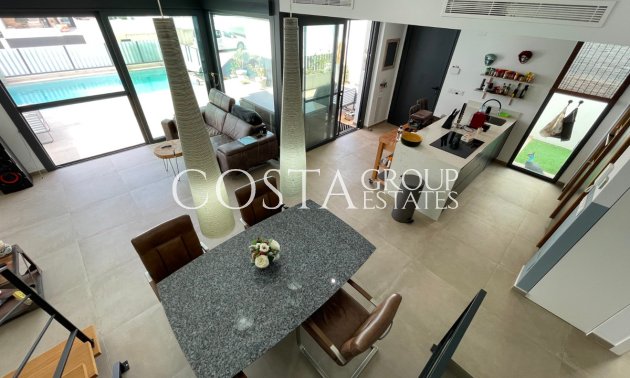 Herverkoop - Villa -
Dolores - Dolores Centro