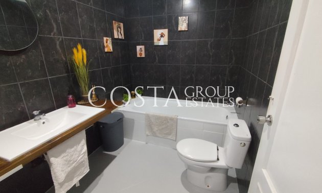 Resale - Villa -
San Miguel de Salinas - San Miguel de Salinas Centro