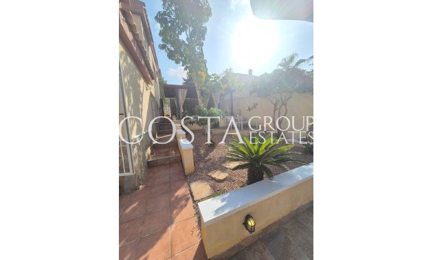 Resale - Villa -
San Miguel de Salinas - San Miguel de Salinas Centro