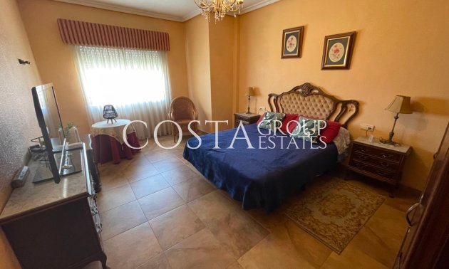 Odsprzedaż - Willa -
San Miguel de Salinas - San Miguel de Salinas Centro