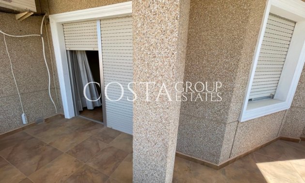 Odsprzedaż - Willa -
San Miguel de Salinas - San Miguel de Salinas Centro