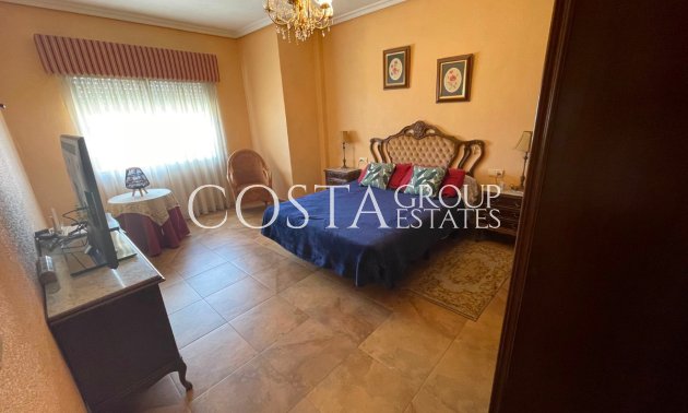 Odsprzedaż - Willa -
San Miguel de Salinas - San Miguel de Salinas Centro