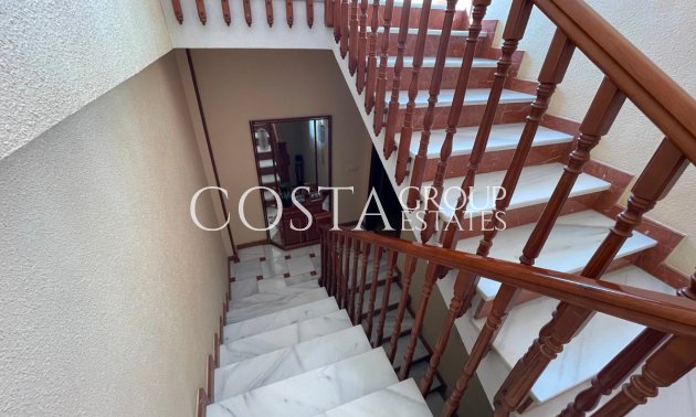 Odsprzedaż - Willa -
San Miguel de Salinas - San Miguel de Salinas Centro