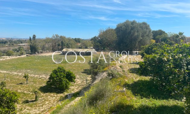 Odsprzedaż - Willa -
Guardamar del Segura - Guardamar del Segura Centro