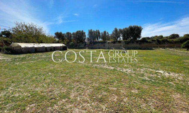 Odsprzedaż - Willa -
Guardamar del Segura - Guardamar del Segura Centro