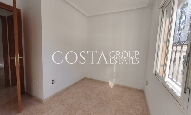 Revente - Maison -
Orihuela Costa - Punta Prima