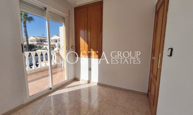 Revente - Maison -
Orihuela Costa - Punta Prima