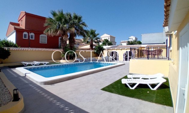 Resale - Villa -
Mazarrón - Mazarrón Centro