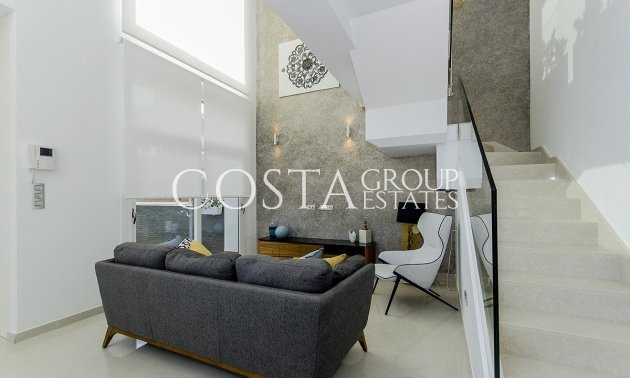 Neue Gebäude - Villa -
Los Montesinos - La Herrada