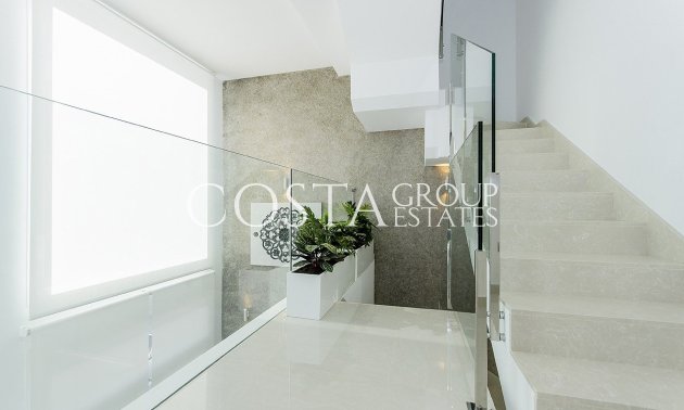 Neue Gebäude - Villa -
Los Montesinos - La Herrada