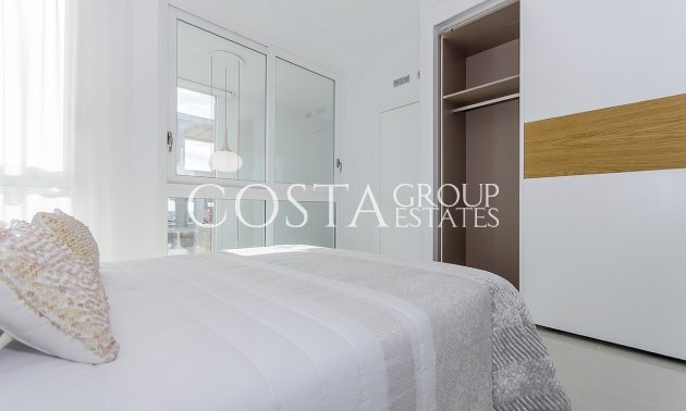 Neue Gebäude - Villa -
Los Montesinos - La Herrada