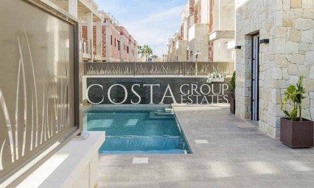 Neue Gebäude - Villa -
Los Montesinos - La Herrada