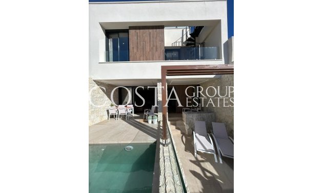 Odsprzedaż - Dom -
Dolores - Dolores Centro