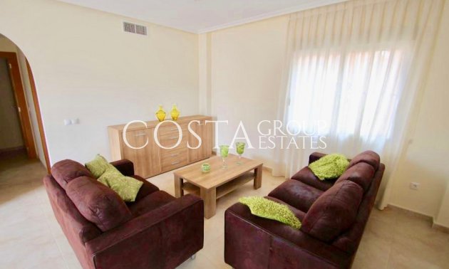 Nowy budynek - Willa -
La Romana